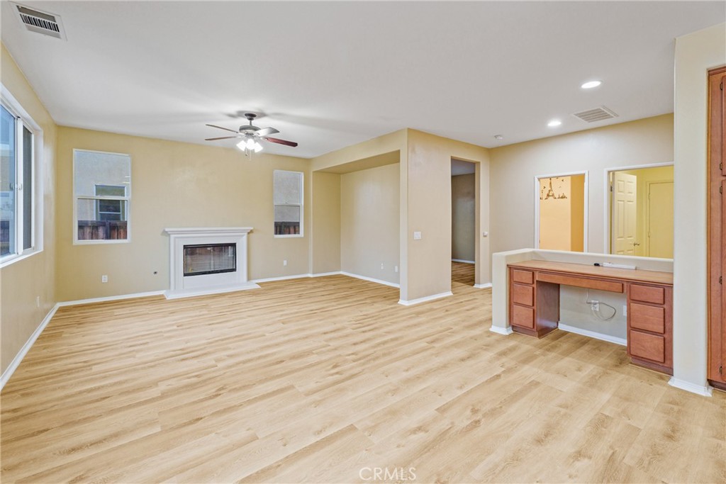 12642 Luna Road Victorville, CA 92392 - Photo 13 of 34