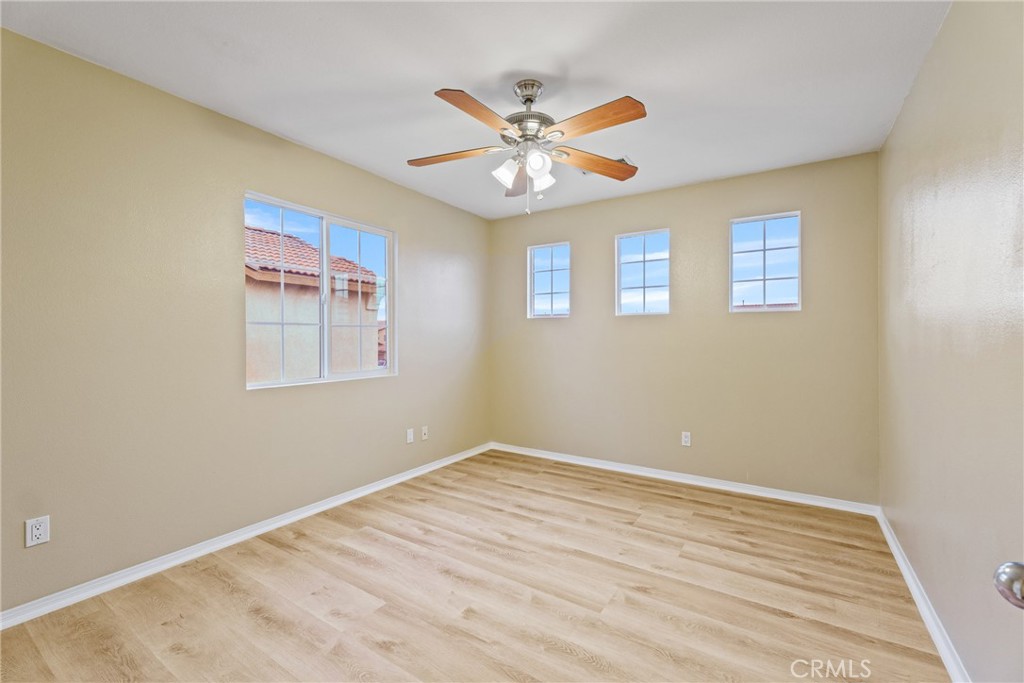 12642 Luna Road Victorville, CA 92392 - Photo 26 of 34