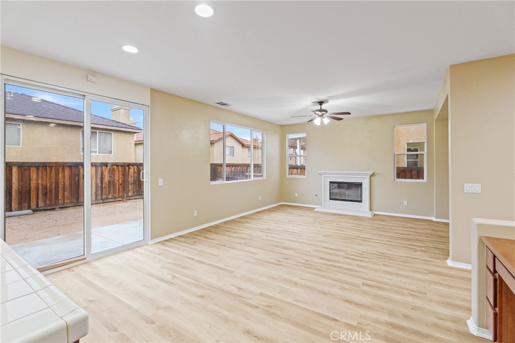 12642 Luna Road Victorville, CA 92392 - Photo 10 of 34