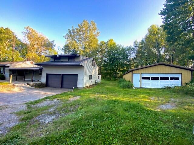 2643 West River Road Muskegon, MI 49445 - Photo 4 of 34 6