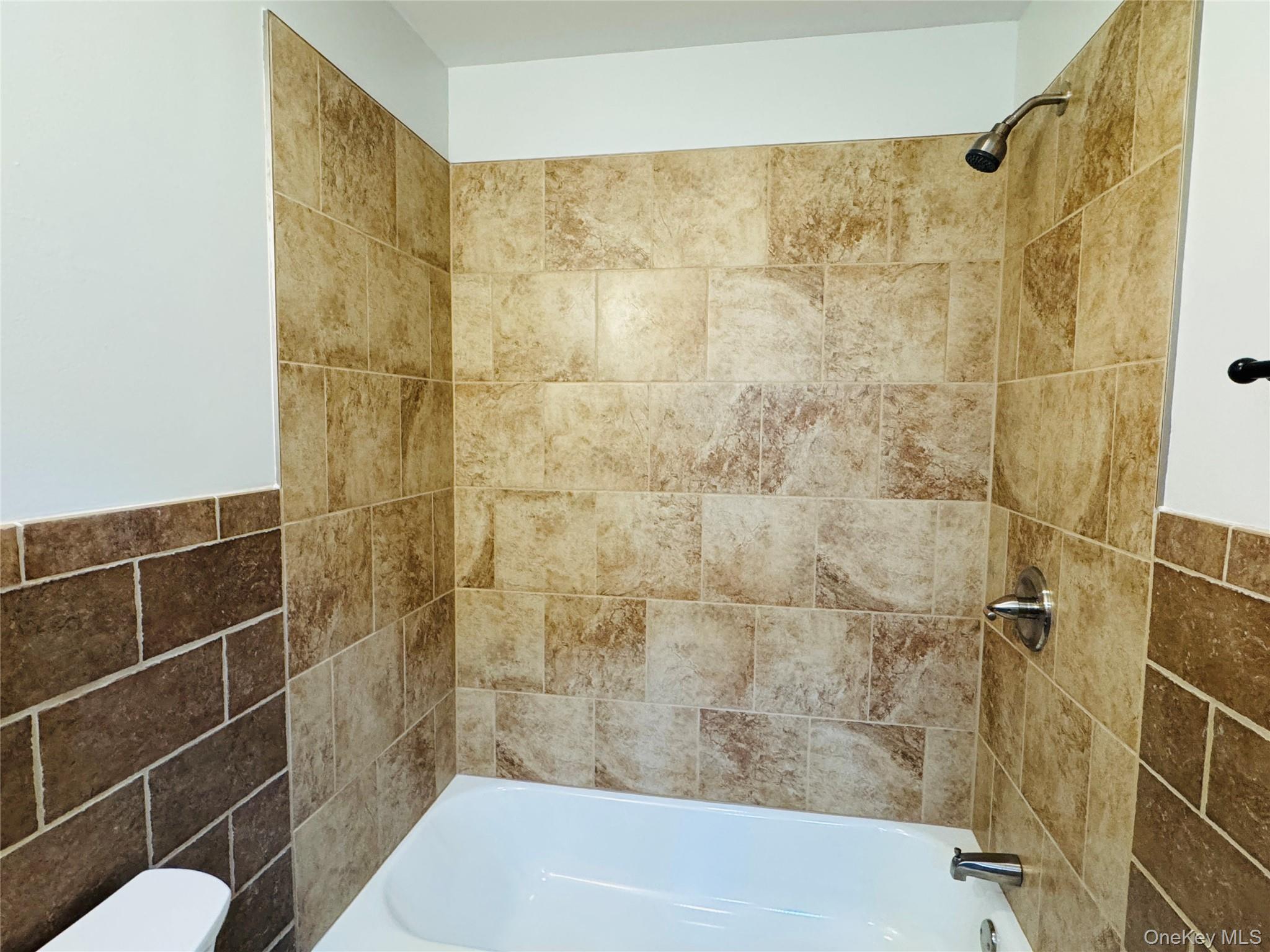 1 Ruth Court Middletown, NY 10940 - Photo 20 of 22 a bathroom with a shower