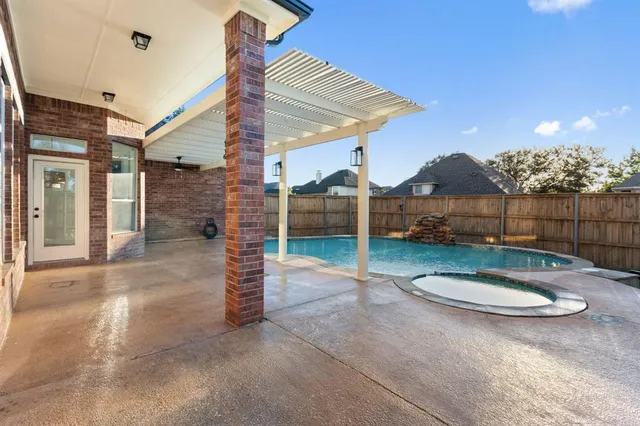 $575,000 | 1410 Pebble Hills Drive, Rockwall, TX 75087