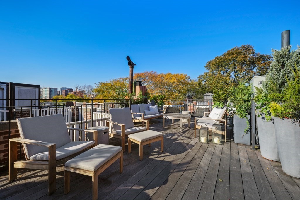 22 Charles River Square Boston, MA 02114 - Photo 12 of 28