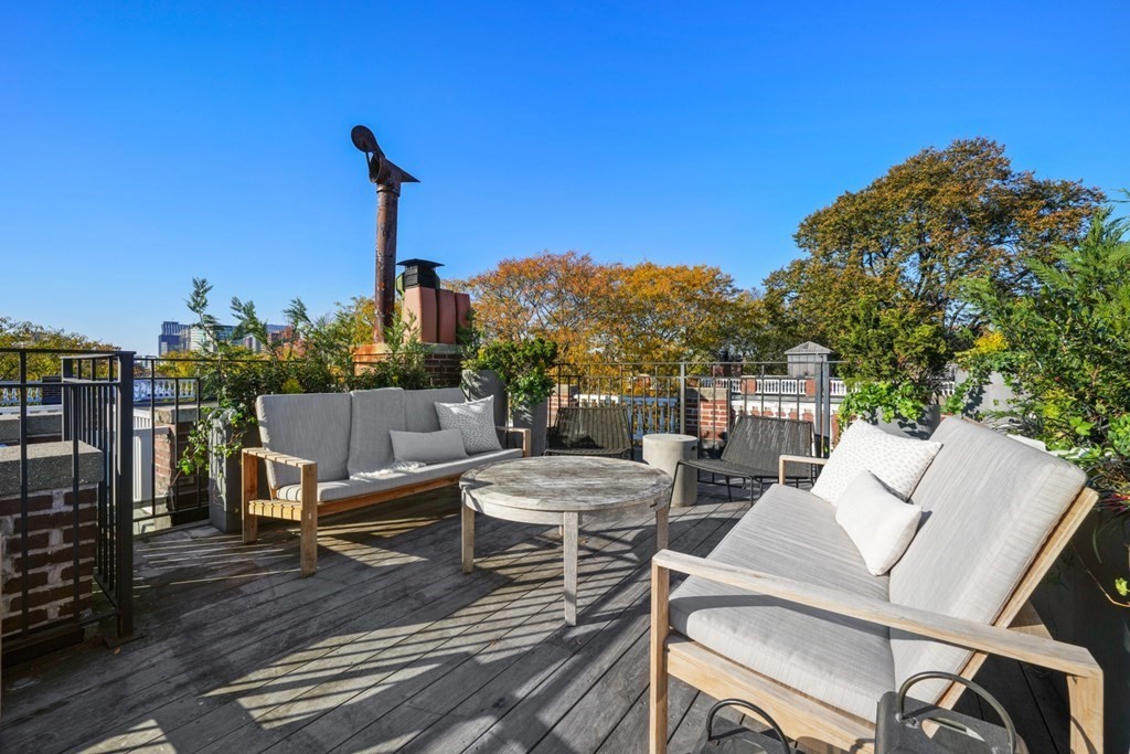 22 Charles River Square Boston, MA 02114 - Photo 13 of 28