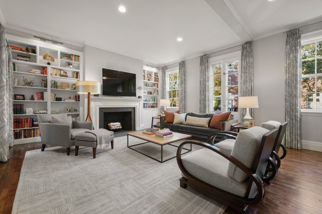 22 Charles River Square Boston, MA 02114 - Photo 3 of 28