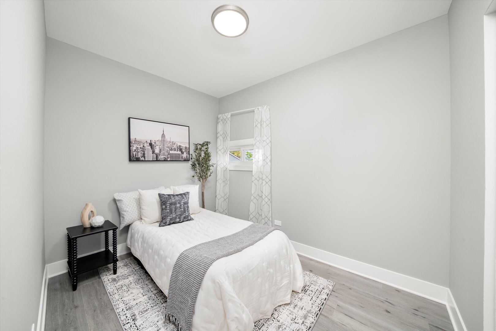 819 East 98th Place Chicago, IL 60628 - Photo 28 of 61