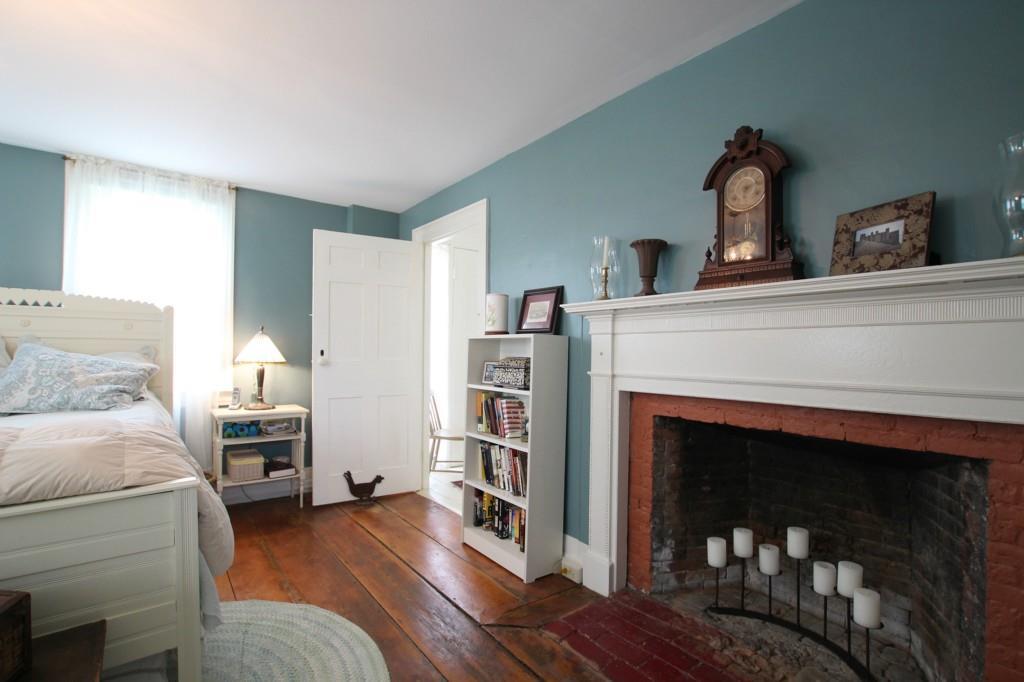 136 Hallowell Road North Yarmouth, ME 04097 - Photo 17 of 35 Photo