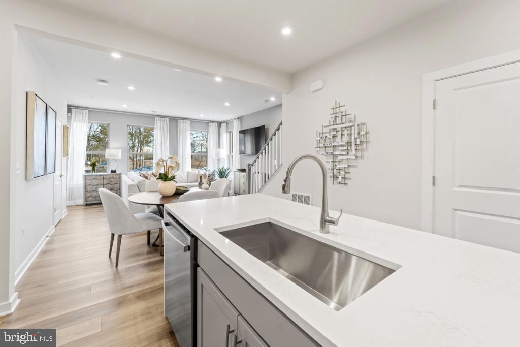 13550 Innovation Station Loop Herndon, VA 20171 - Photo 5 of 37