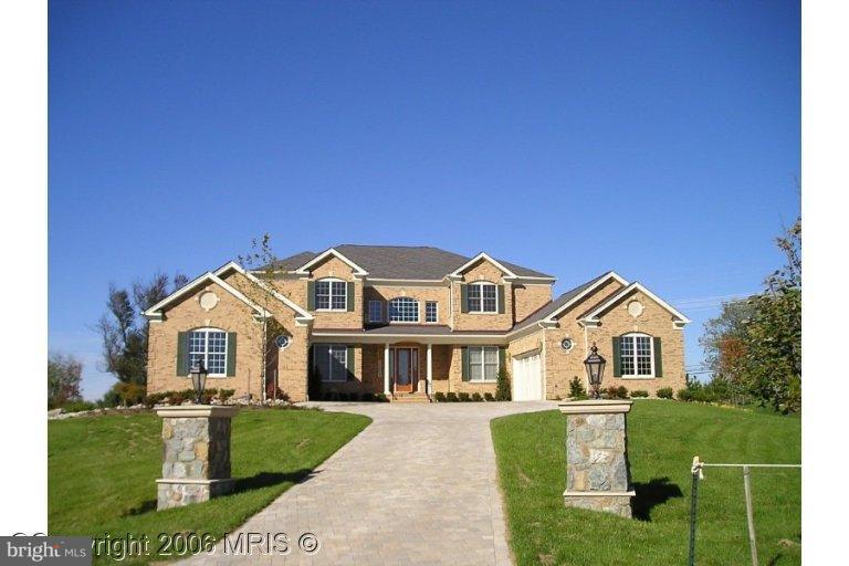 10607 Rivers Bend Court Potomac, MD 20854 - Photo 1 of 25 Exterior (Main)