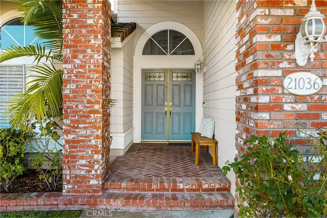 $1,594,900 | 21036 Kensington Lane, Lake Forest, CA 92630