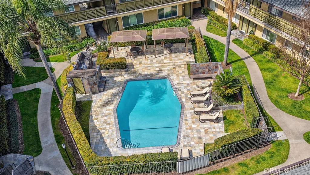 1470 West Lambert Road, Unit 263 La Habra, CA 90631 - Photo 30 of 35 Pool