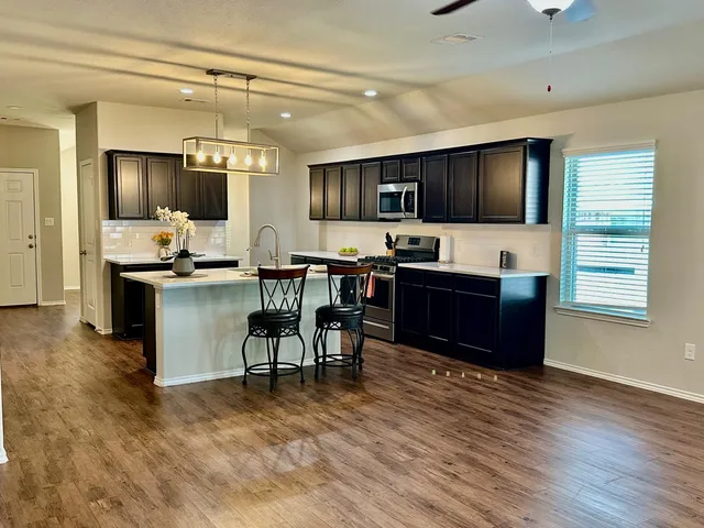 $2,045 | 14013 Stony Gap Lane, Conroe, TX 77384