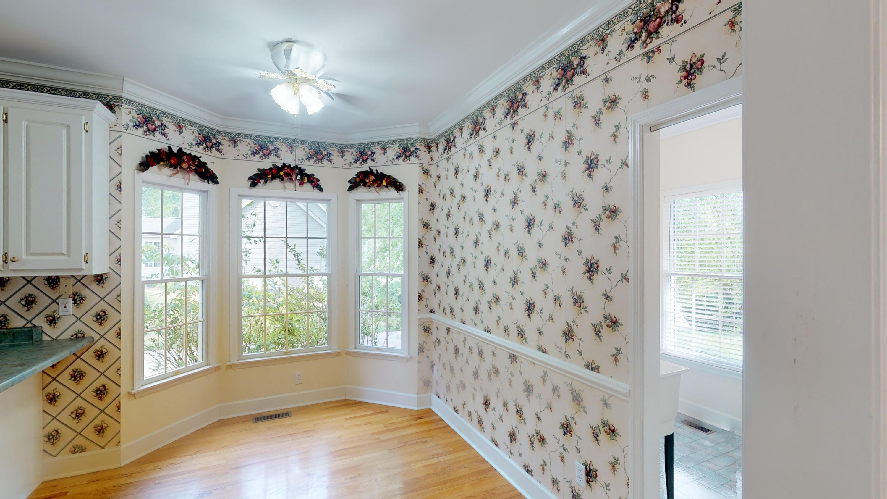 148 Ridgestone Drive Cleveland, TN 37312 - Photo 4 of 35 148-Ridgestone-Dr-NW-05012019_210125