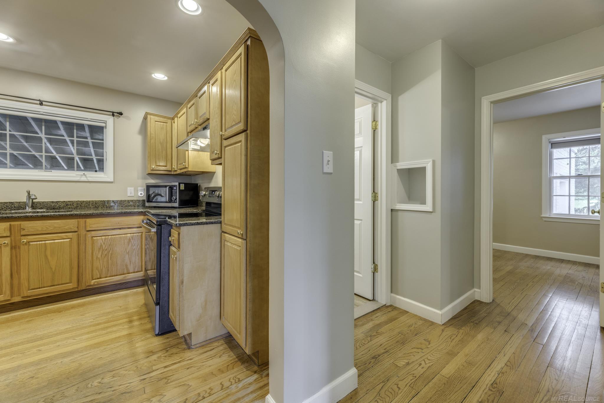 4484 Lakeshore Road Lexington, MI 48450 - Photo 17 of 93
