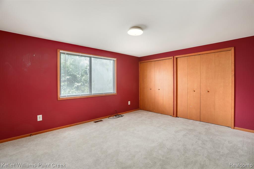 2616 Eastern Avenue Rochester Hills, MI 48307 - Photo 8 of 28