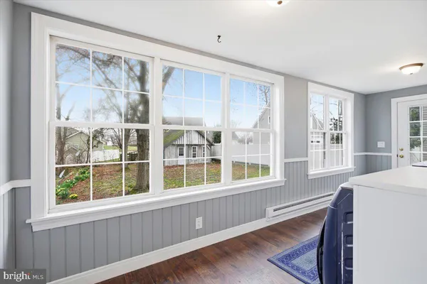 a view of a window in a room