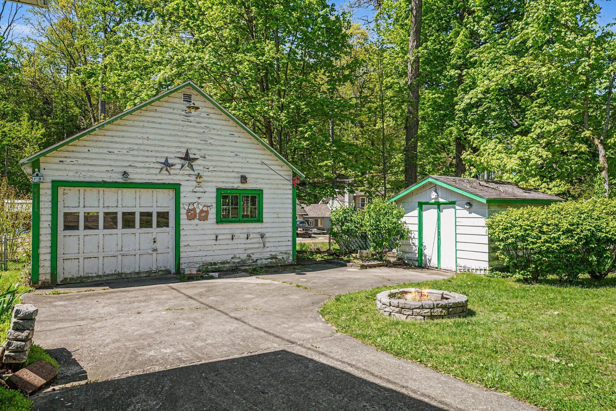 68438 Klinger Lake Road Sturgis, MI 49091 - Photo 5 of 15 file_1052