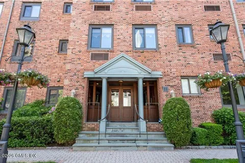 $1,550,000 | 11 Lafayette Court, Unit 1C, Greenwich, CT 06830