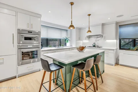 $1,550,000 | 11 Lafayette Court, Unit 1C, Greenwich, CT 06830