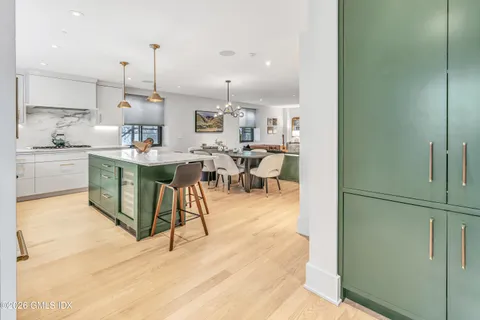 $1,550,000 | 11 Lafayette Court, Unit 1C, Greenwich, CT 06830