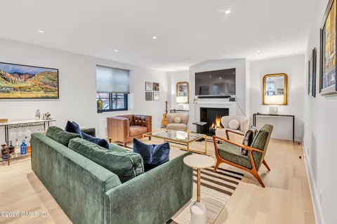 $1,550,000 | 11 Lafayette Court, Unit 1C, Greenwich, CT 06830