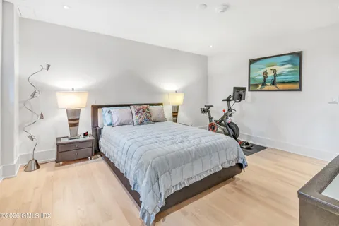 $1,550,000 | 11 Lafayette Court, Unit 1C, Greenwich, CT 06830