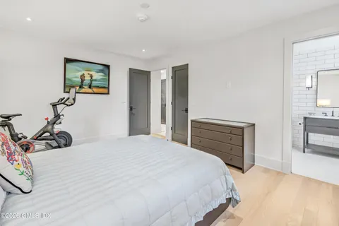 $1,550,000 | 11 Lafayette Court, Unit 1C, Greenwich, CT 06830