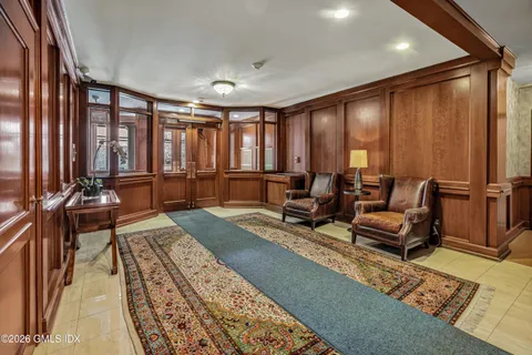 $1,550,000 | 11 Lafayette Court, Unit 1C, Greenwich, CT 06830