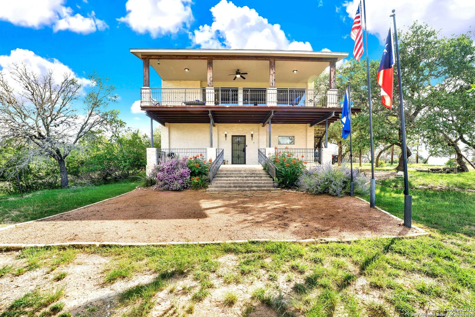 518 Park Bandera, TX 78003 - Photo 1 of 38