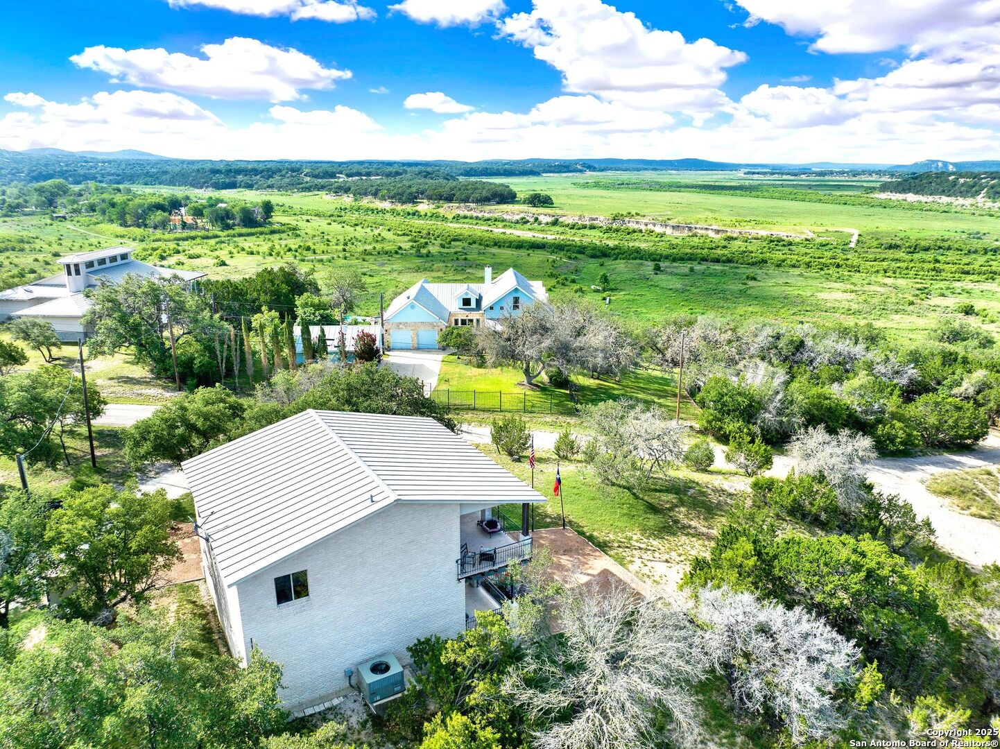 518 Park Bandera, TX 78003 - Photo 12 of 38