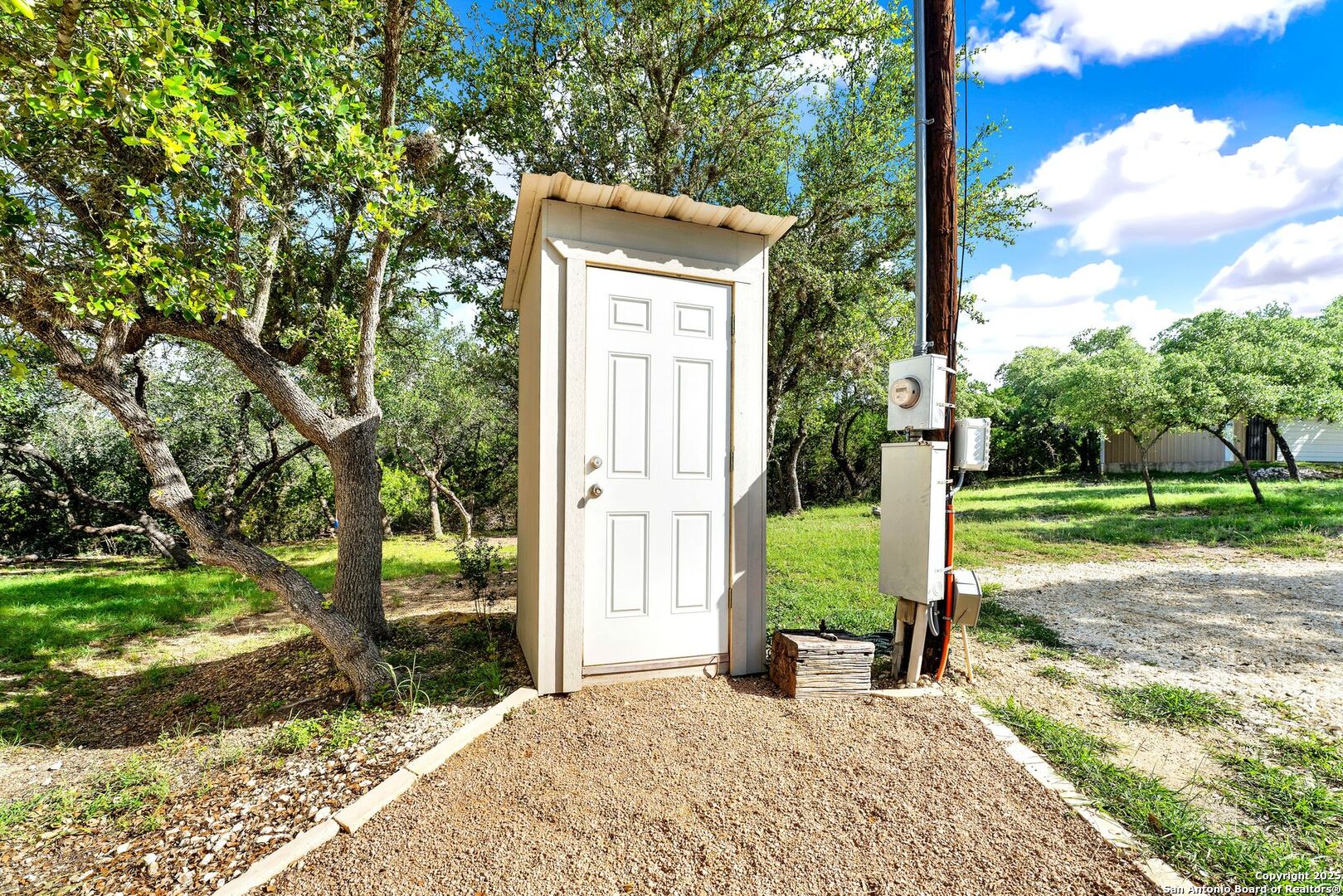 518 Park Bandera, TX 78003 - Photo 35 of 38