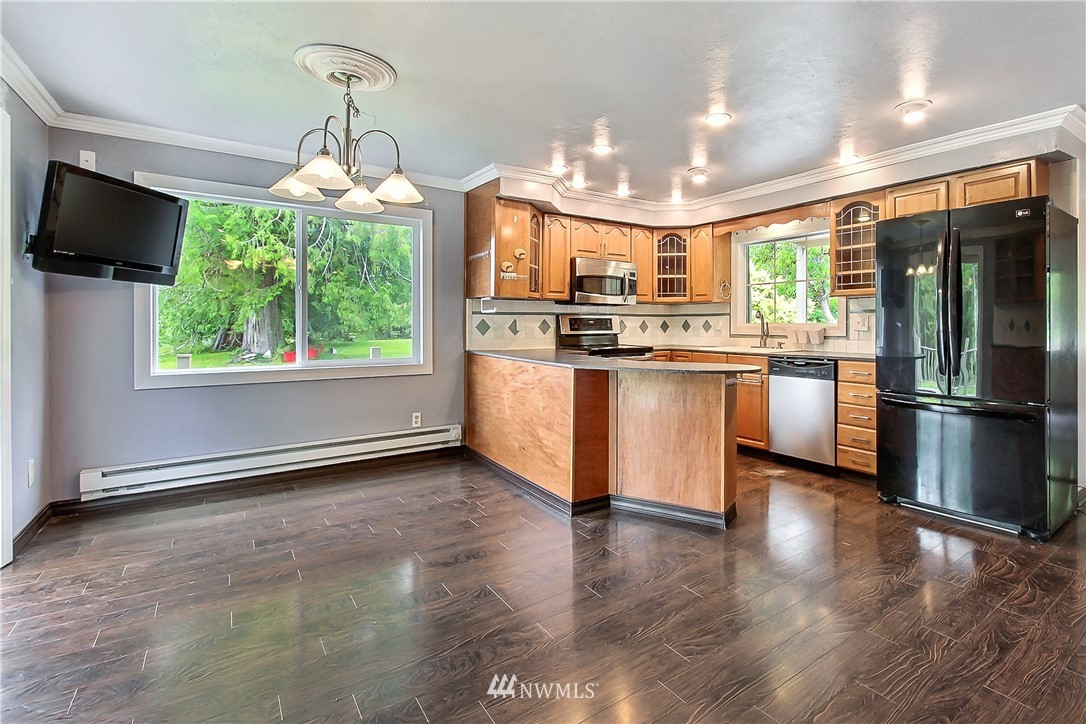 350 Southeast James Road Shelton, WA 98584 - Photo 8 of 22 Gallery Image 8