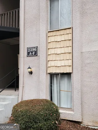 $1,300 | 2396 Lawrenceville Highway, Unit F, Decatur, GA 30033
