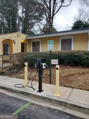 $1,300 | 2396 Lawrenceville Highway, Unit F, Decatur, GA 30033