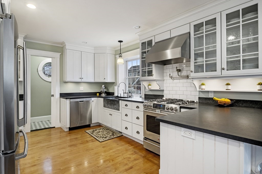 78 Millett Road Swampscott, MA 01907 - Photo 12 of 32 Gallery Image 12