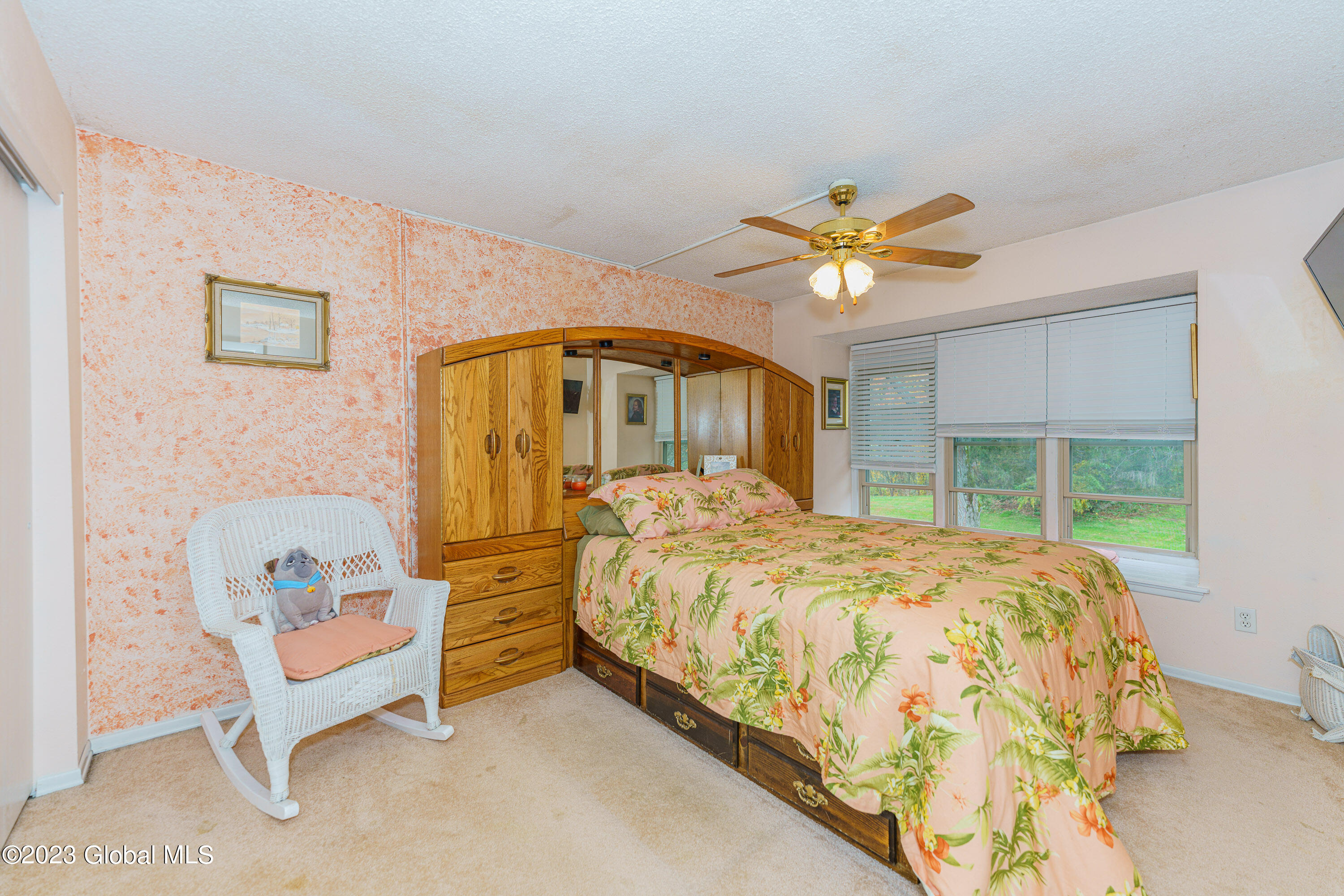 8 Cromwell Drive Halfmoon, NY 12065 - Photo 21 of 33 5 Bedroom 1