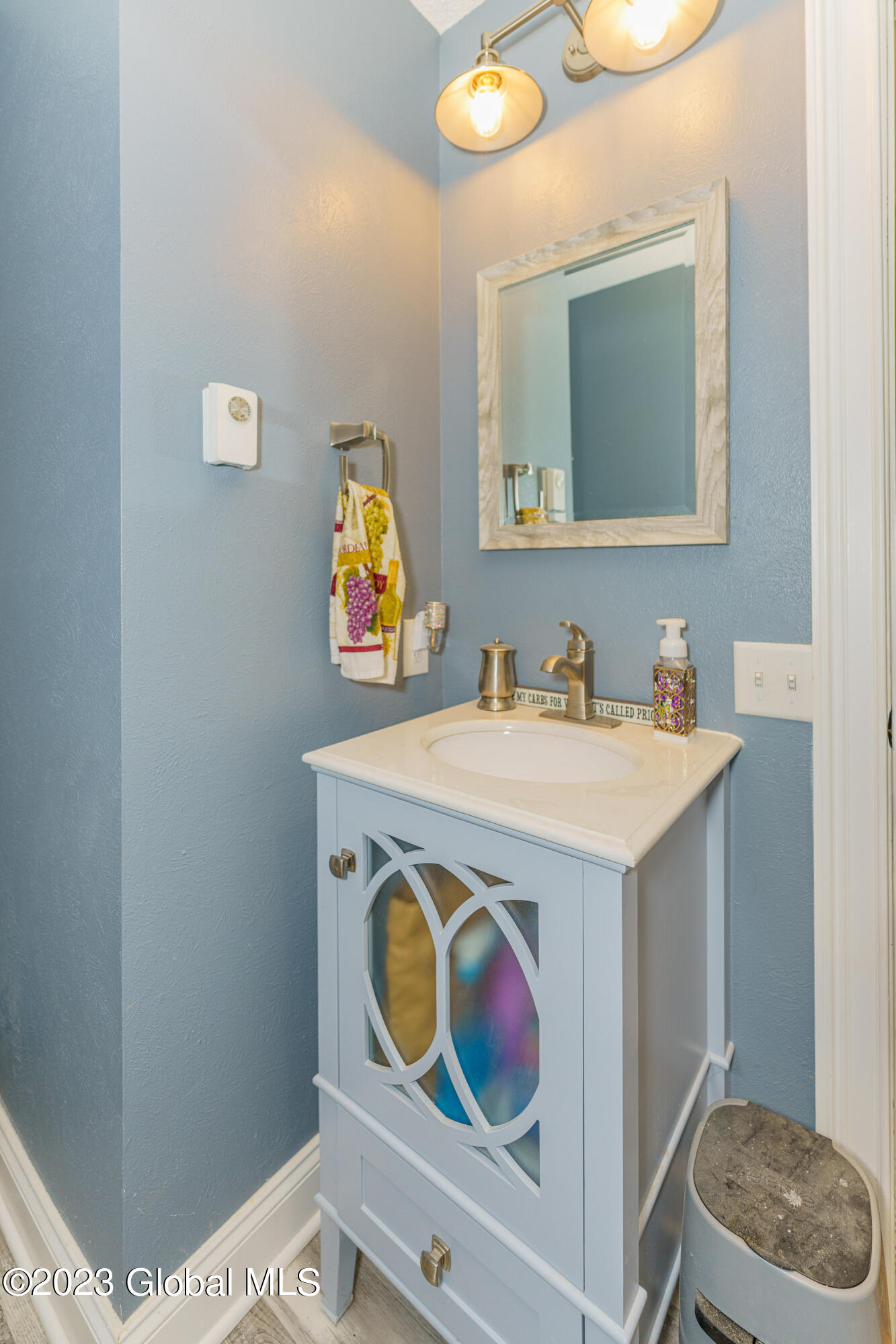 8 Cromwell Drive Halfmoon, NY 12065 - Photo 29 of 33 Bathroom 3