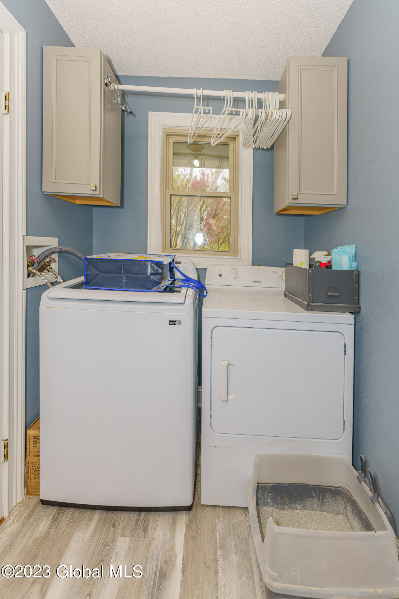 8 Cromwell Drive Halfmoon, NY 12065 - Photo 30 of 33 Bathroom 4