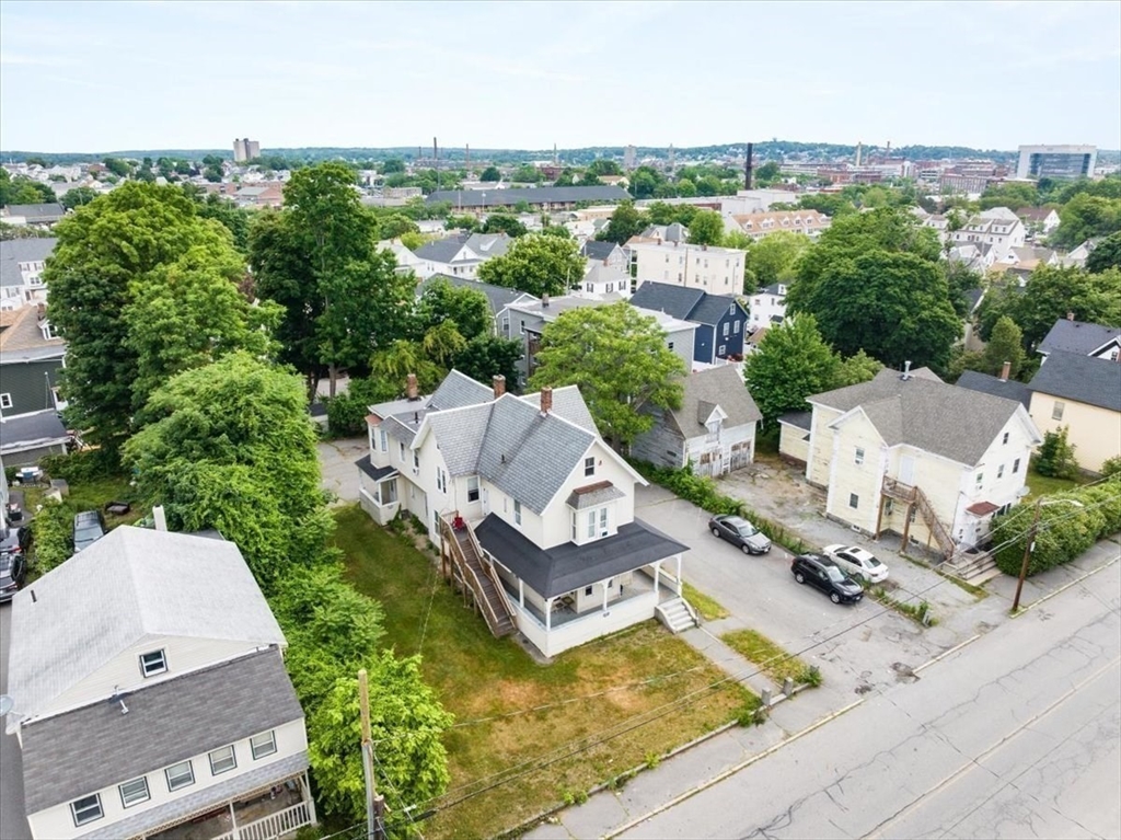 173 Branch Street Lowell, MA 01851 - Photo 7 of 33