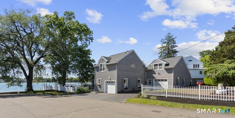 101 Edgemont Road Milford, CT 06460 - Photo 5 of 24 Street View