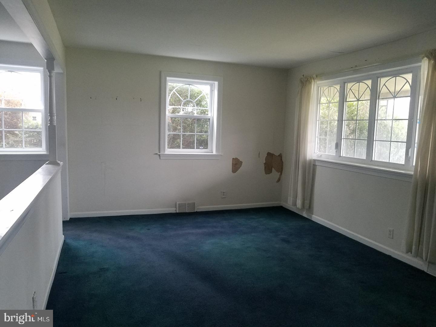 675 Rennard Street Philadelphia, PA 19116 - Photo 6 of 15 Gallery Image 6