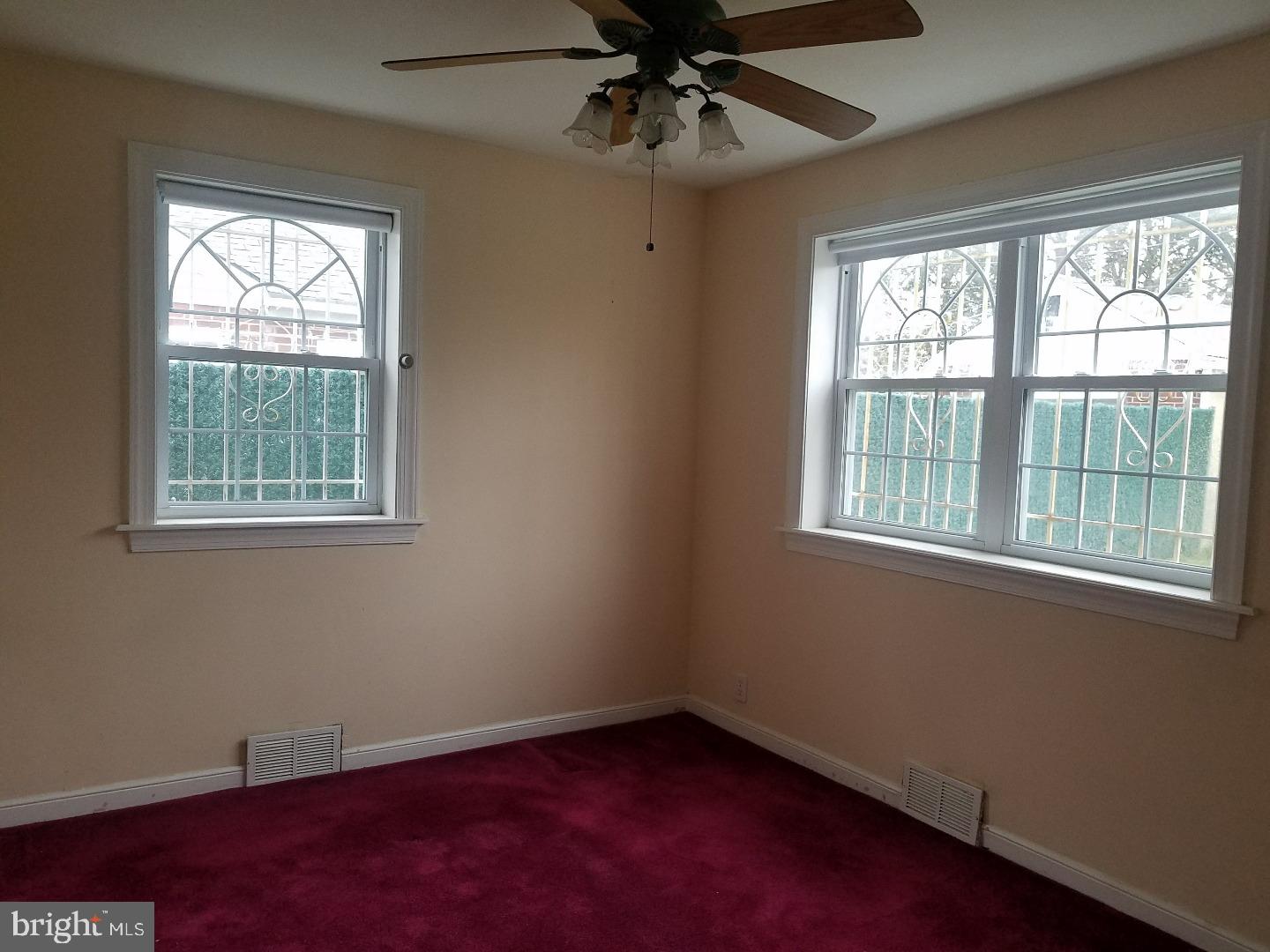 675 Rennard Street Philadelphia, PA 19116 - Photo 9 of 15 Gallery Image 9