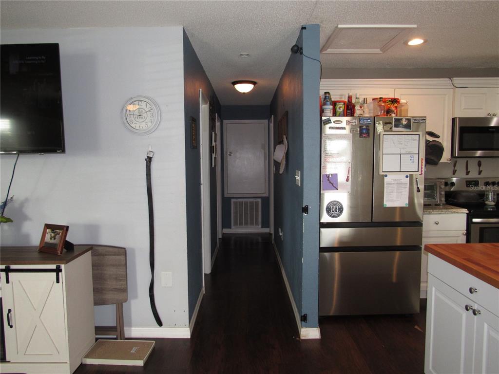 330 Moccasin Hollow Road Lithia, FL 33547 - Photo 20 of 33