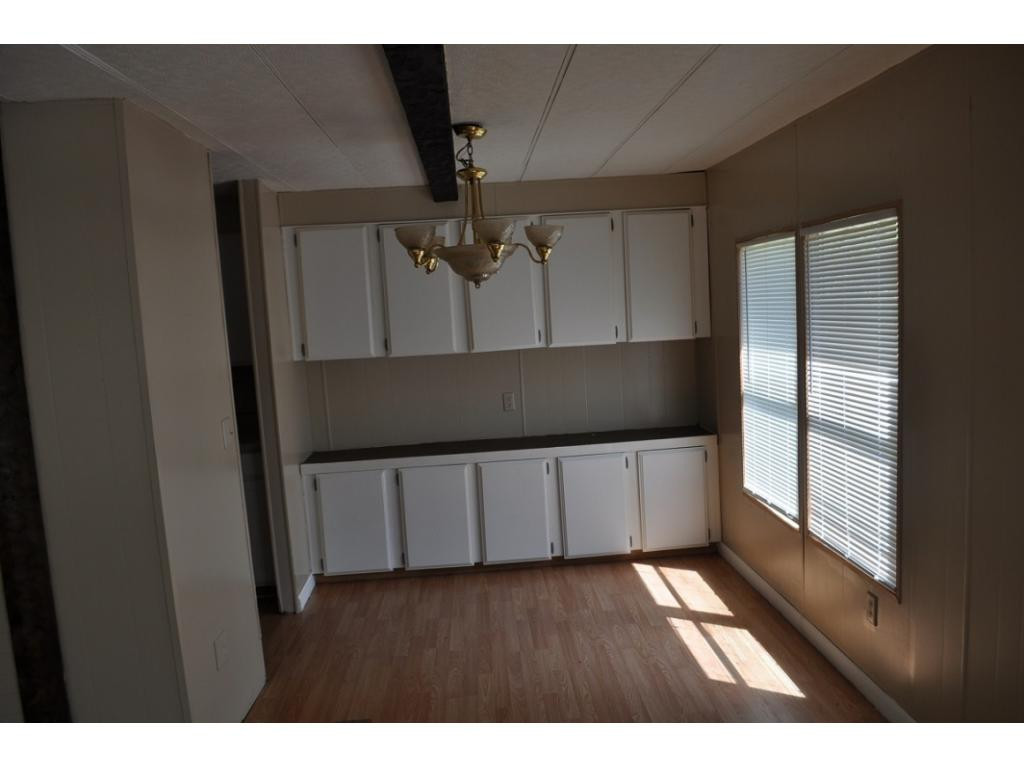 13881 Patrick Road Coeburn, VA 24230 - Photo 5 of 10 Dining Room