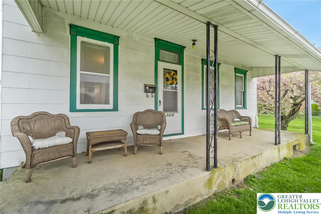 3310 North Ruch Street Whitehall, PA 18052 - Photo 9 of 35 Gallery Image 9