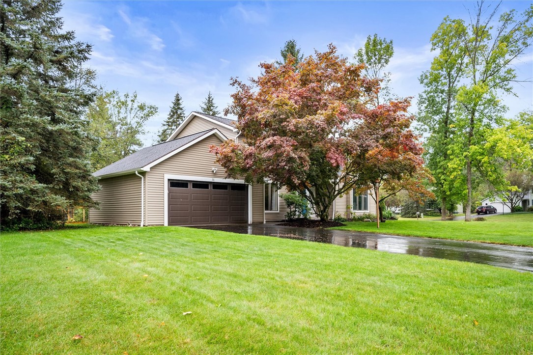 31 Pine Brook Circle Penfield, NY 14526 - Photo 3 of 50