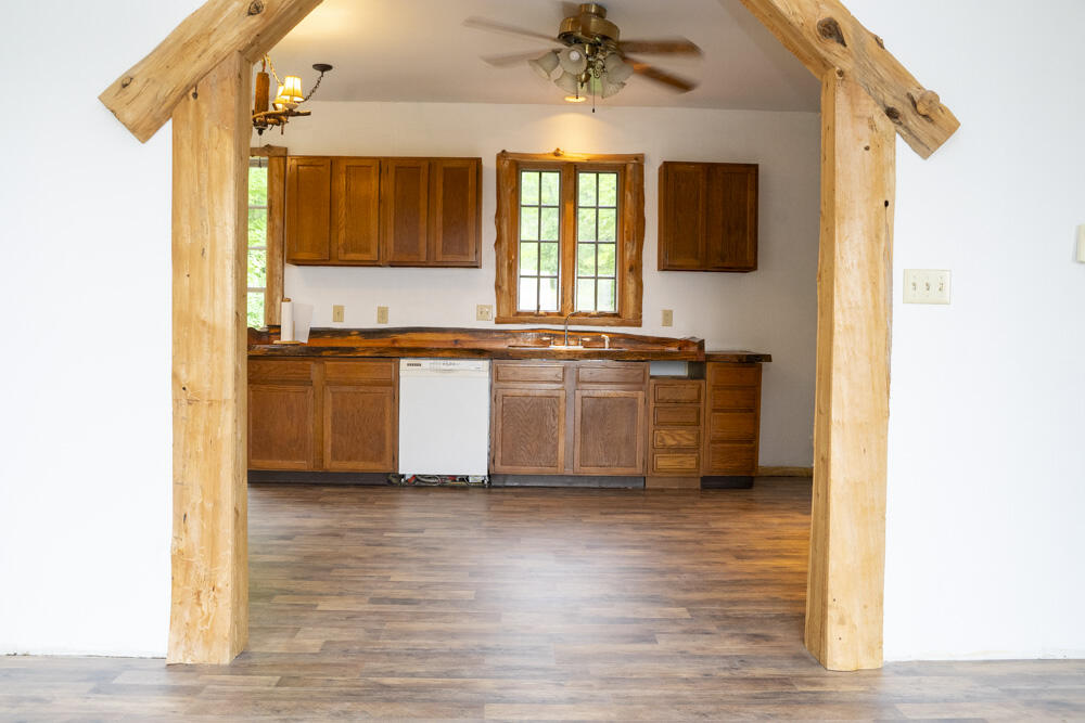 586 Reservoir Road Peru, NY 12972 - Photo 10 of 28 Gallery Image 10