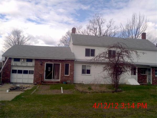 355 State Road Phillipston, MA 01331 - Photo 3 of 14 a front view of a house with a garden