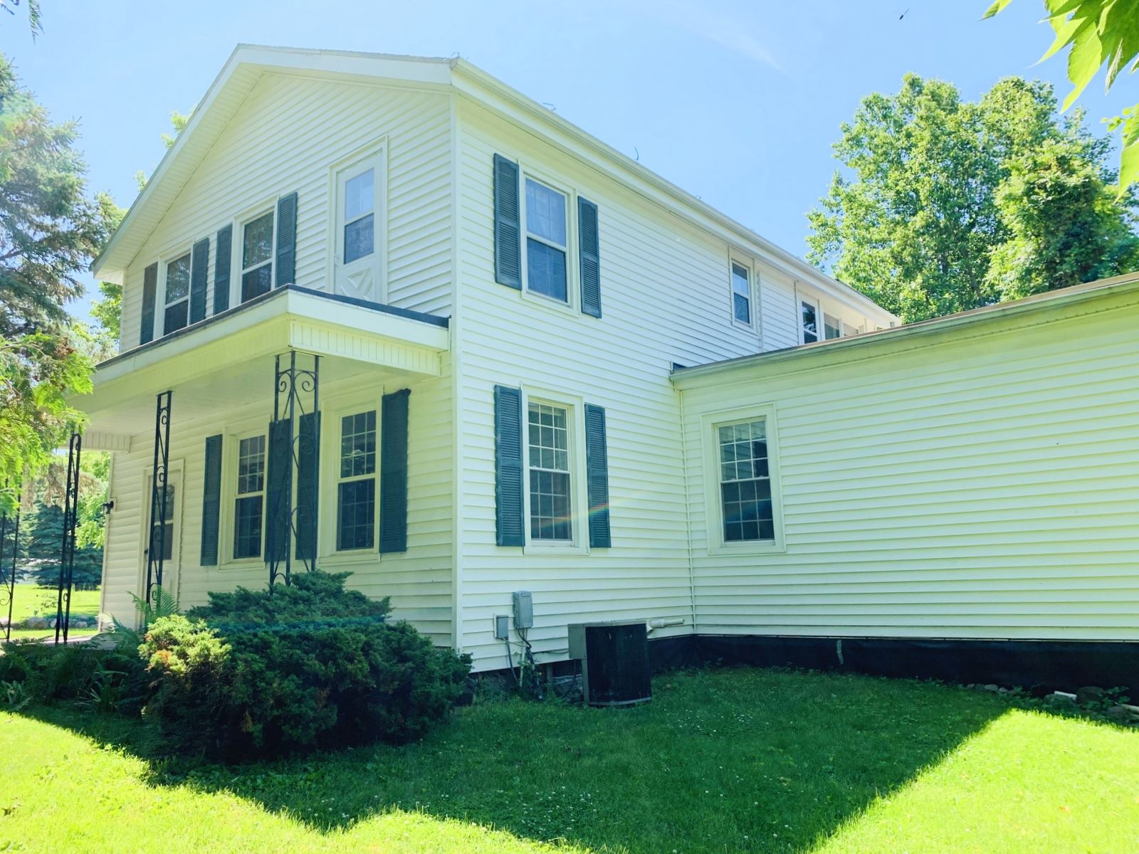 22100 Madison Road South Bend, IN 46614 - Photo 3 of 33