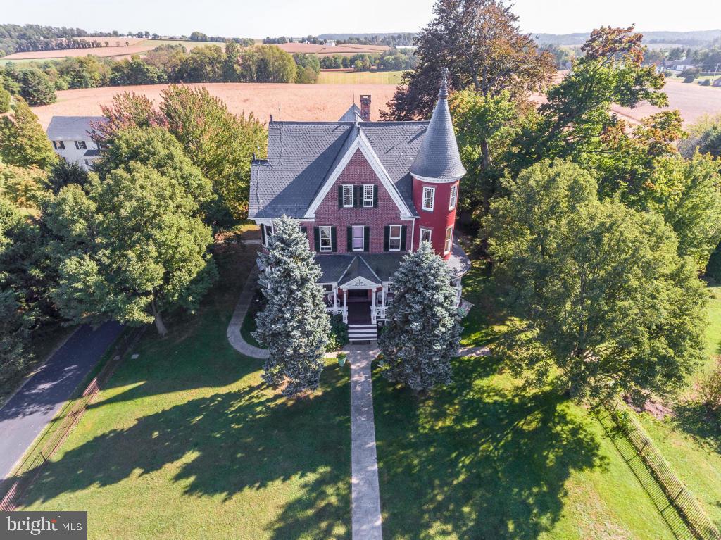 1300 Breneman Road Conestoga, PA 17516 - Photo 5 of 68